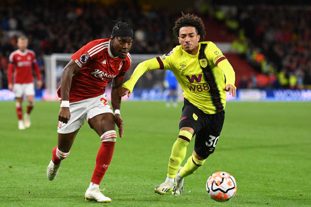 他们需要在 他们需要在