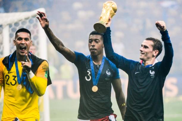 可替代的 可替代的