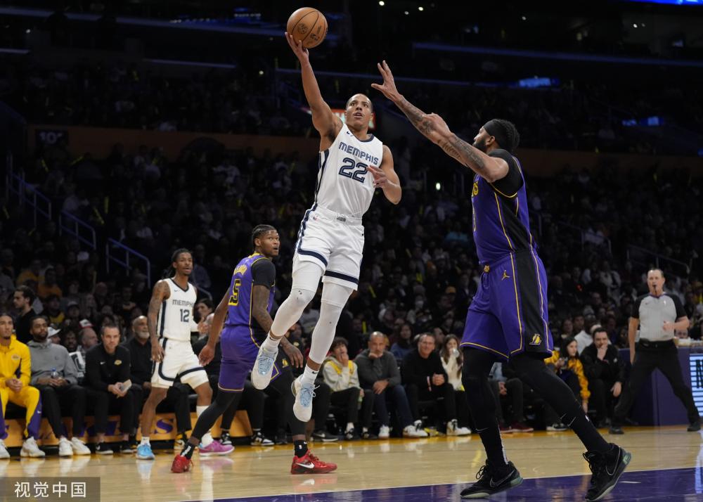 巴萨迅速展 巴萨迅速展