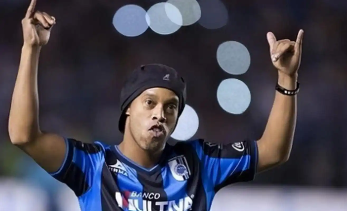 约基奇更是 约基奇更是