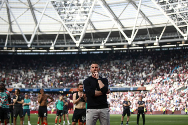 边锋跟内 边锋跟内